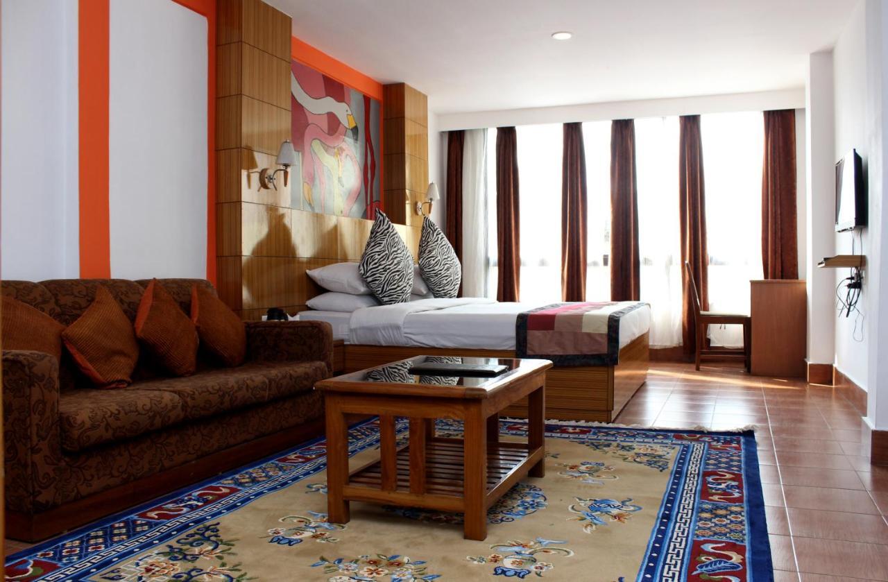 Hotel Tarayana Gangtok Luaran gambar